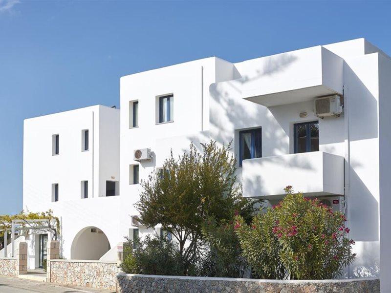 Eva Suites & Apartments Agia Marina エクステリア 写真