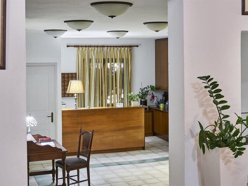 Eva Suites & Apartments Agia Marina エクステリア 写真