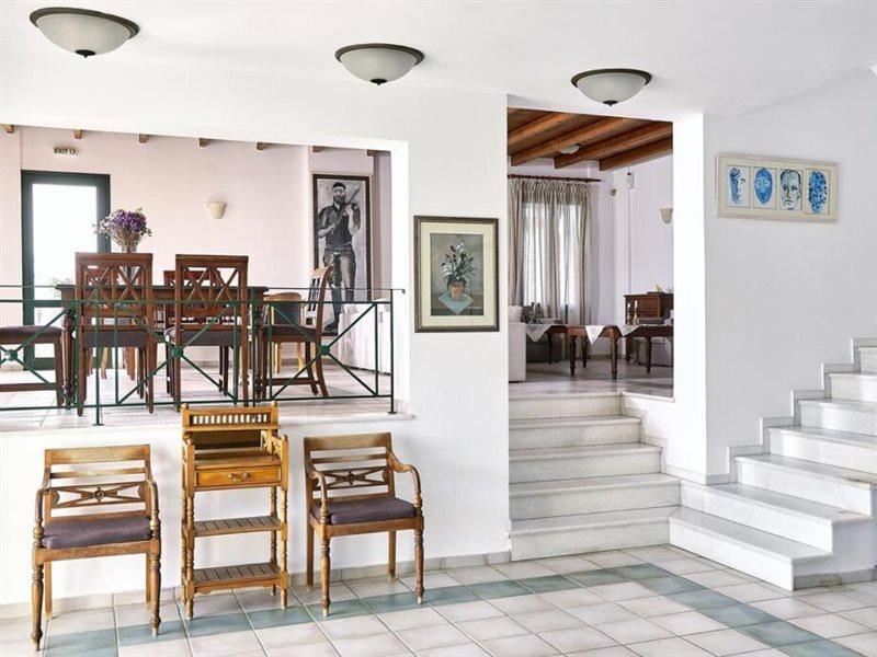Eva Suites & Apartments Agia Marina エクステリア 写真