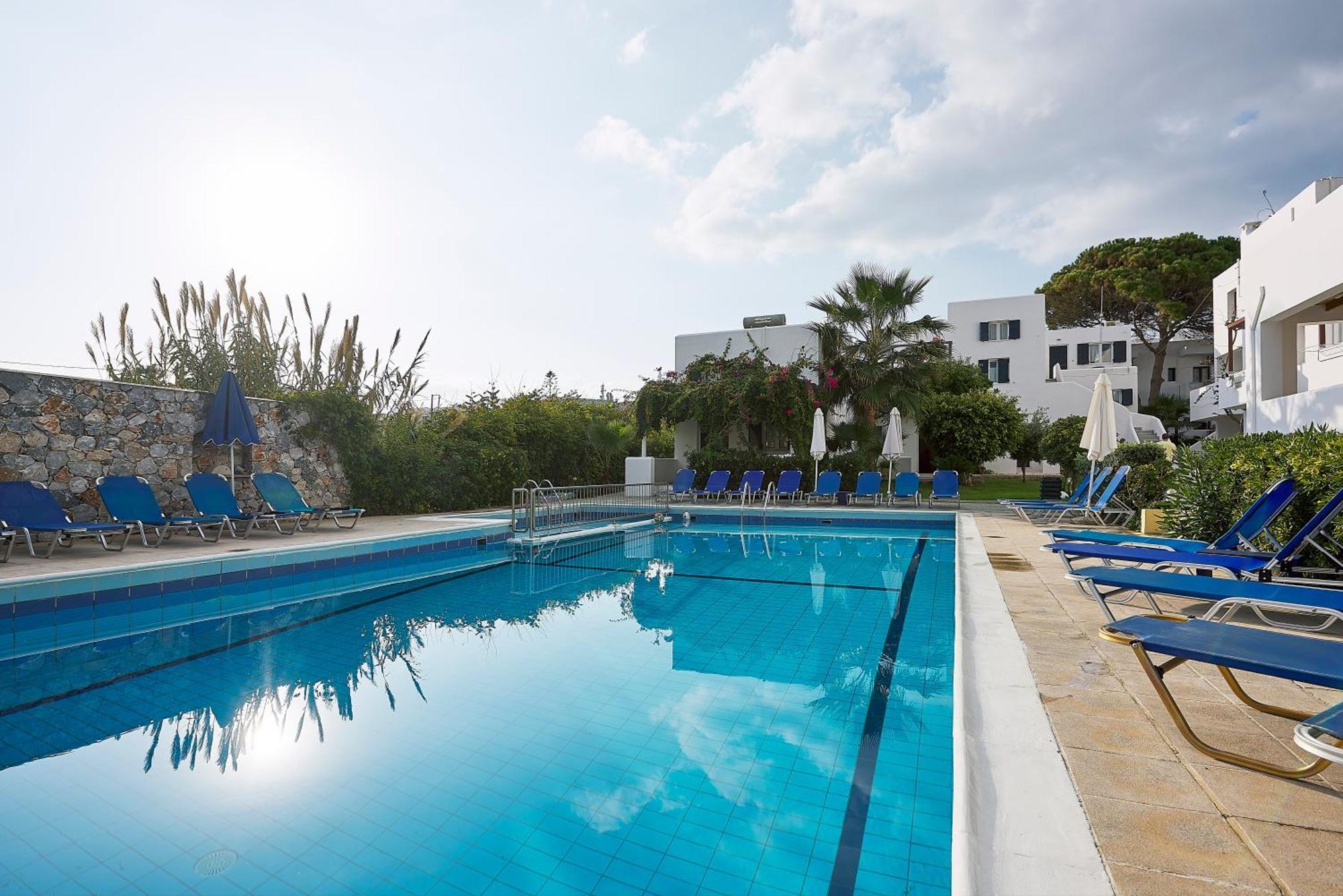 Eva Suites & Apartments Agia Marina エクステリア 写真