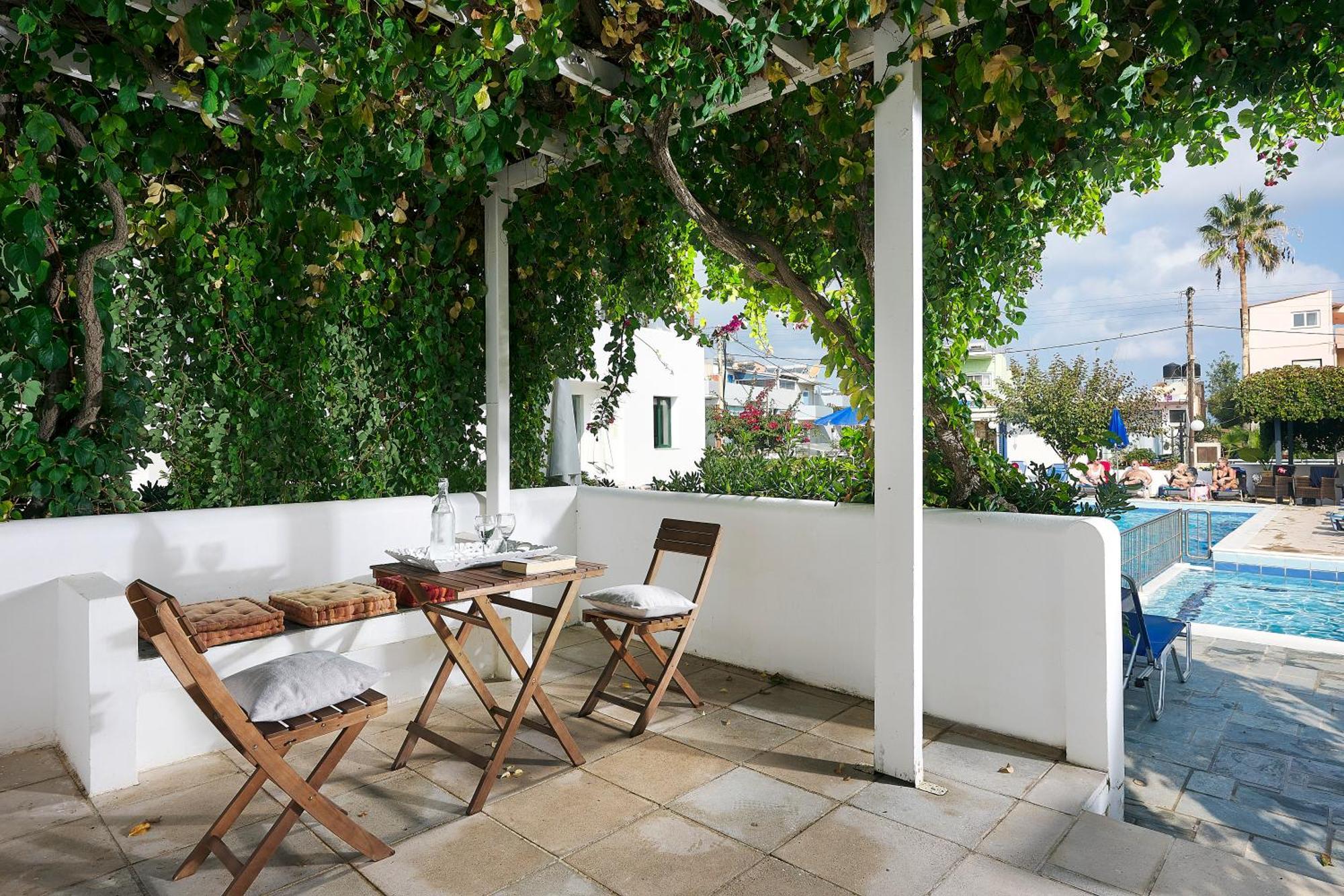 Eva Suites & Apartments Agia Marina 部屋 写真