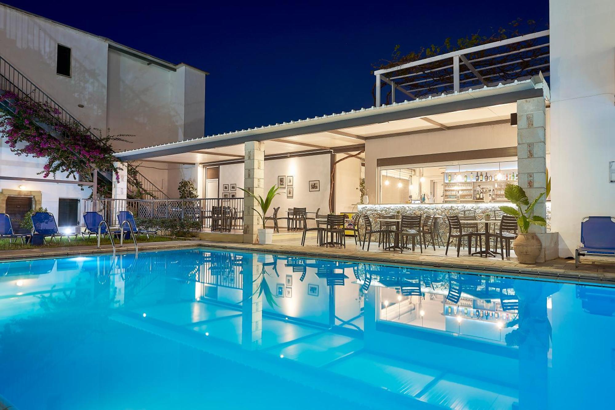 Eva Suites & Apartments Agia Marina エクステリア 写真
