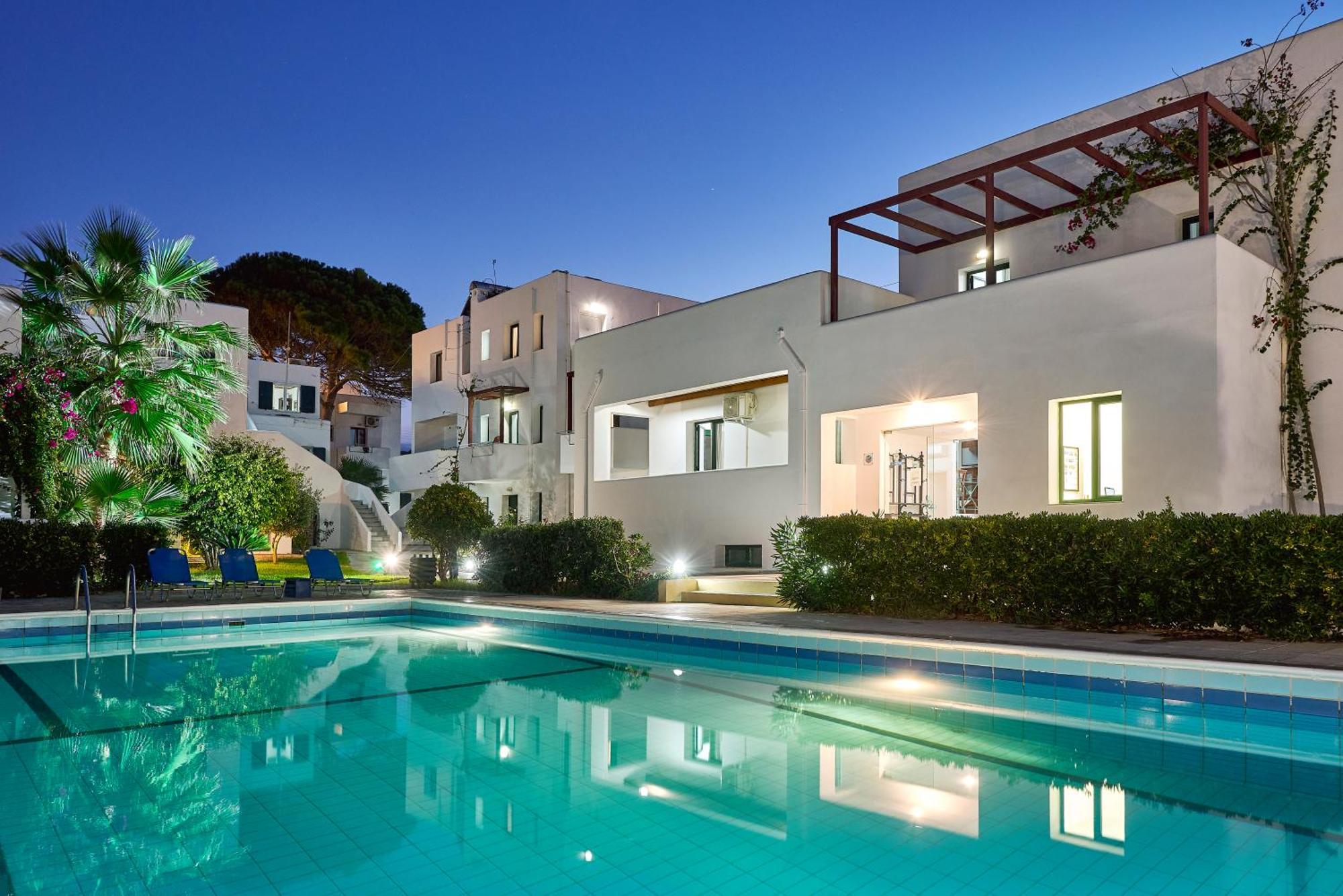 Eva Suites & Apartments Agia Marina エクステリア 写真