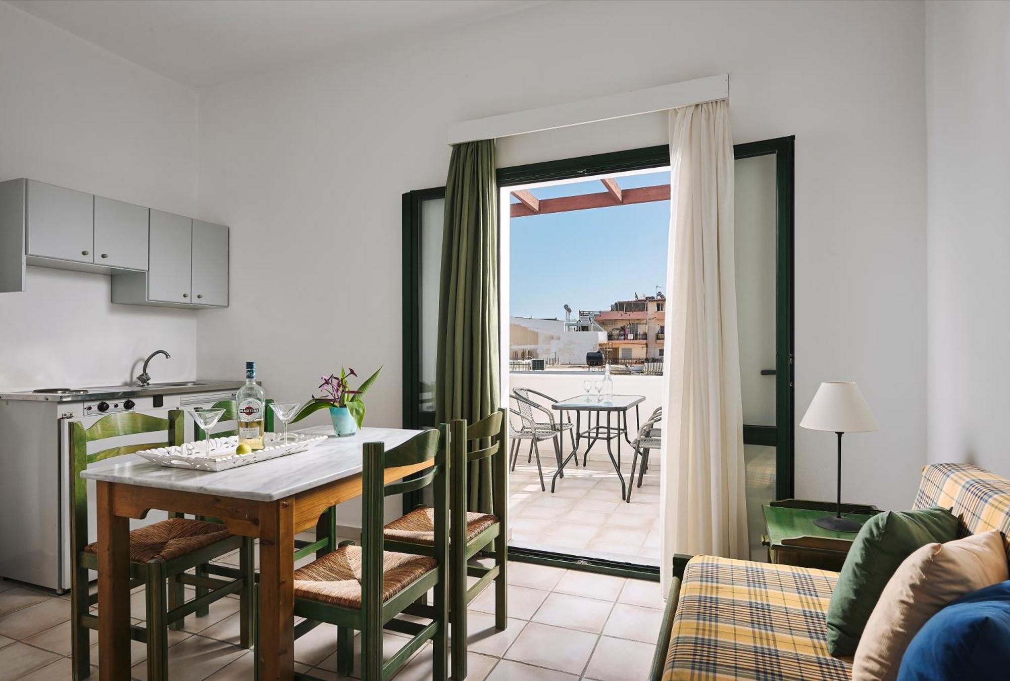 Eva Suites & Apartments Agia Marina 部屋 写真